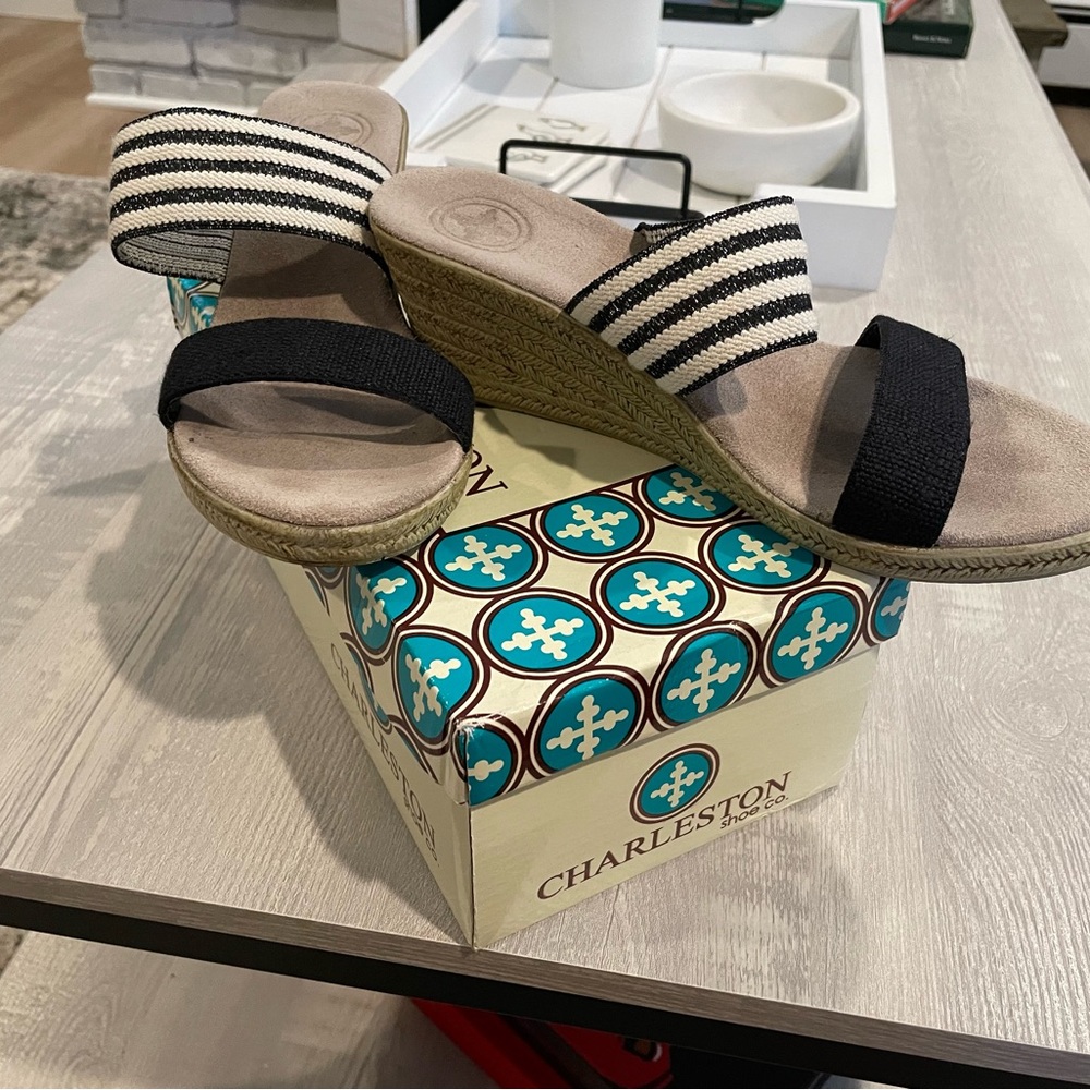 CHARLESTON SHOE CO. Black and Cream Striped Wedge Sandals